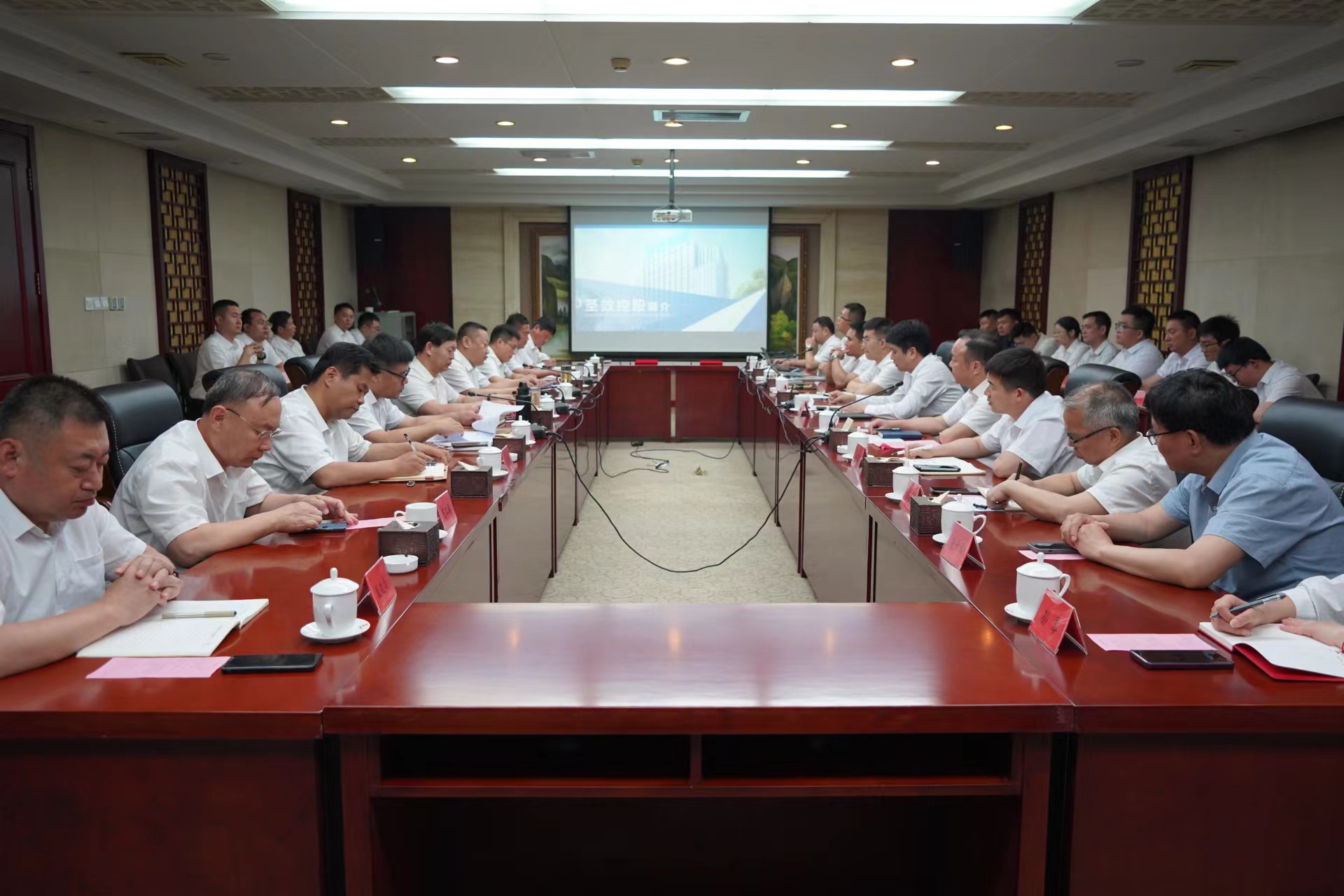 东光县人民政府与圣效集团举行产业合作签约仪式